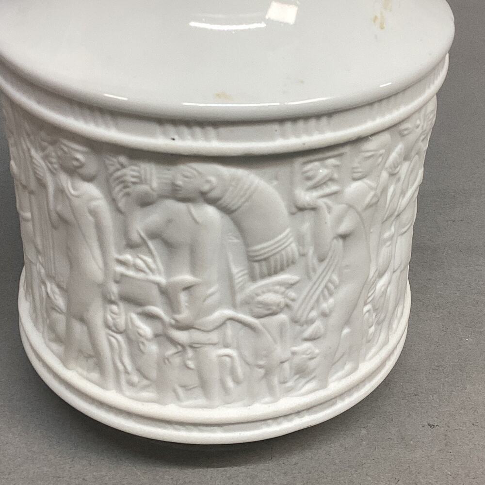 Porzellan KPM Bavaria Germany White Bisque Porcelain Flower Vase - 1970’s - Picture 3 of 10